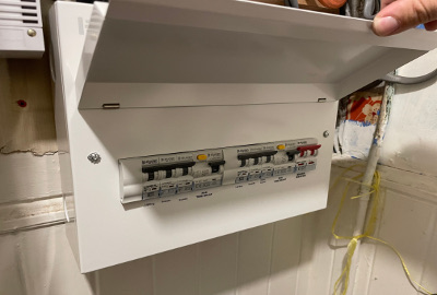 eicr_gla1 Electrician Giffnock